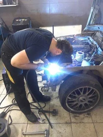 Автотехцентр Лэндавто